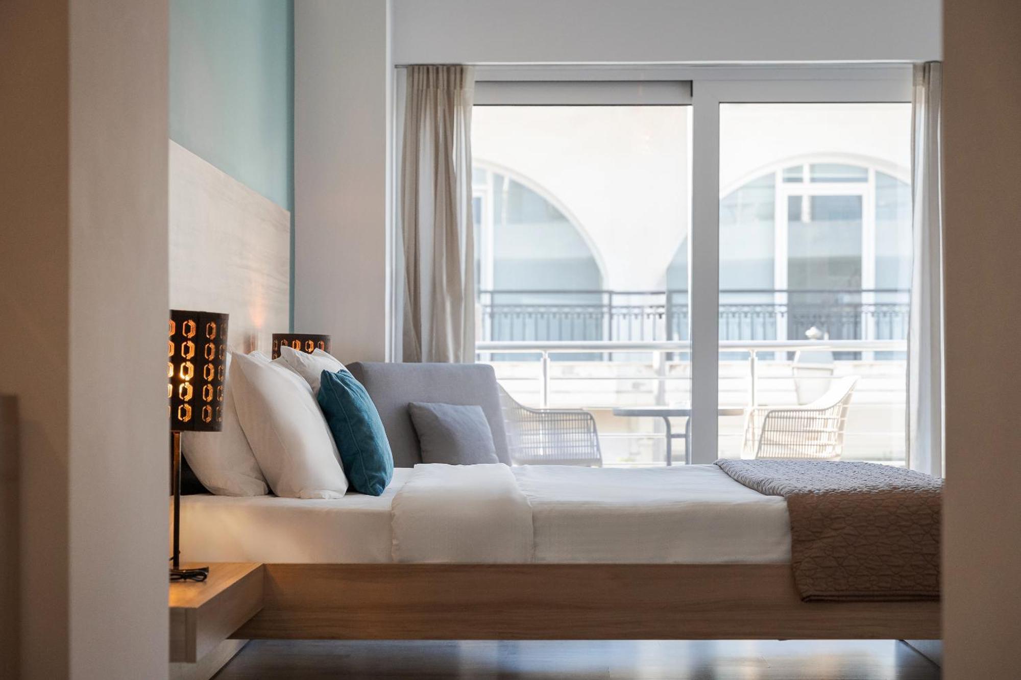 Sette Suites & Rooms - Adults Only Xylokastro Exteriör bild