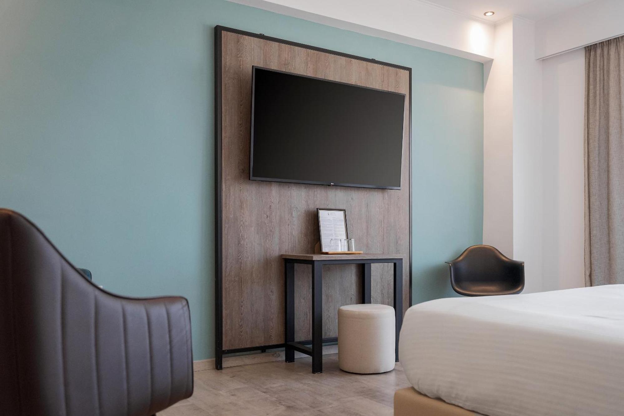 Sette Suites & Rooms - Adults Only Xylokastro Exteriör bild