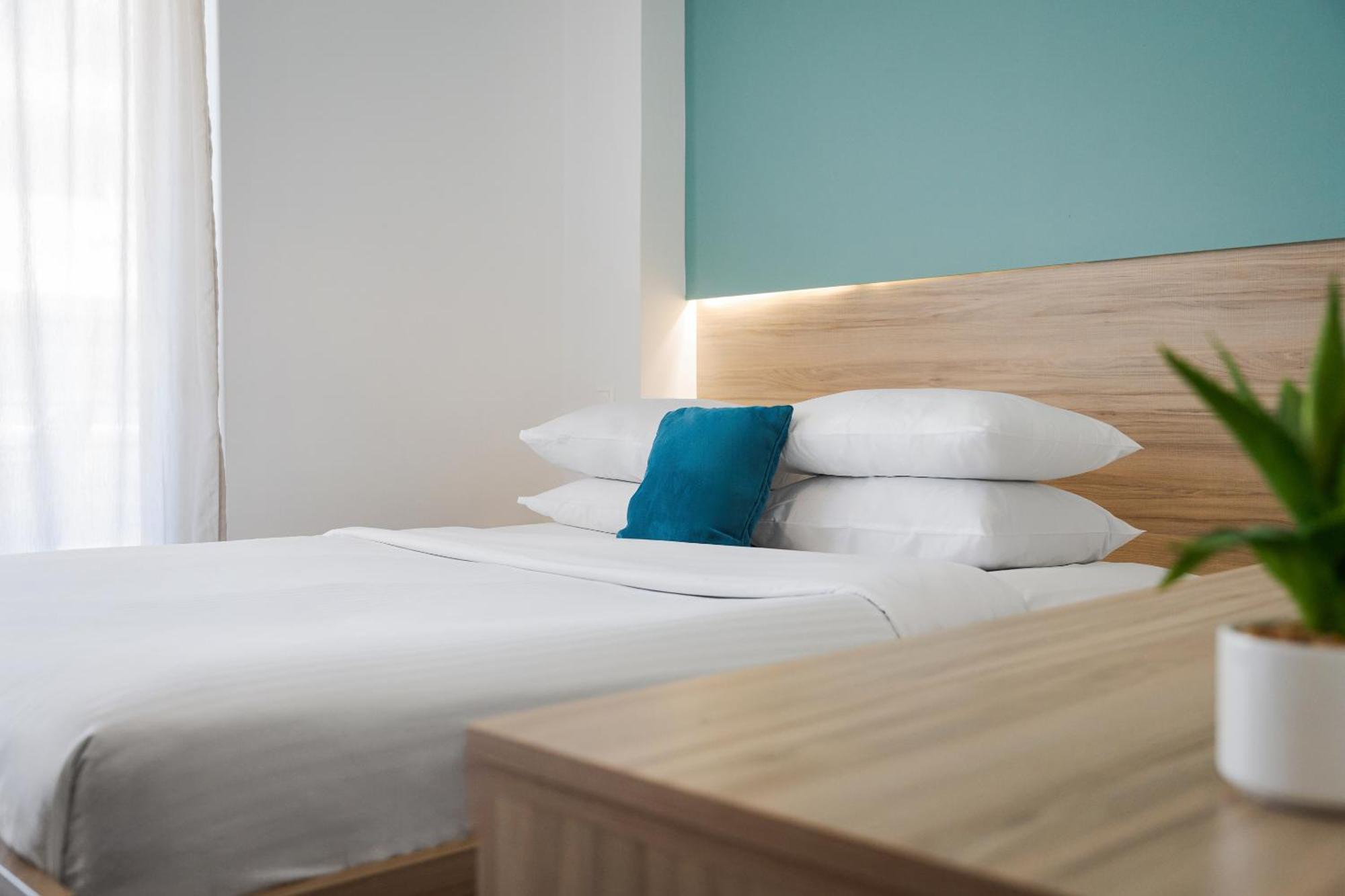 Sette Suites & Rooms - Adults Only Xylokastro Exteriör bild