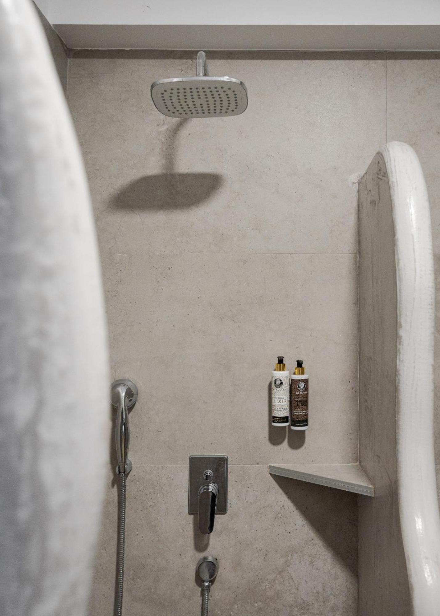 Sette Suites & Rooms - Adults Only Xylokastro Rum bild