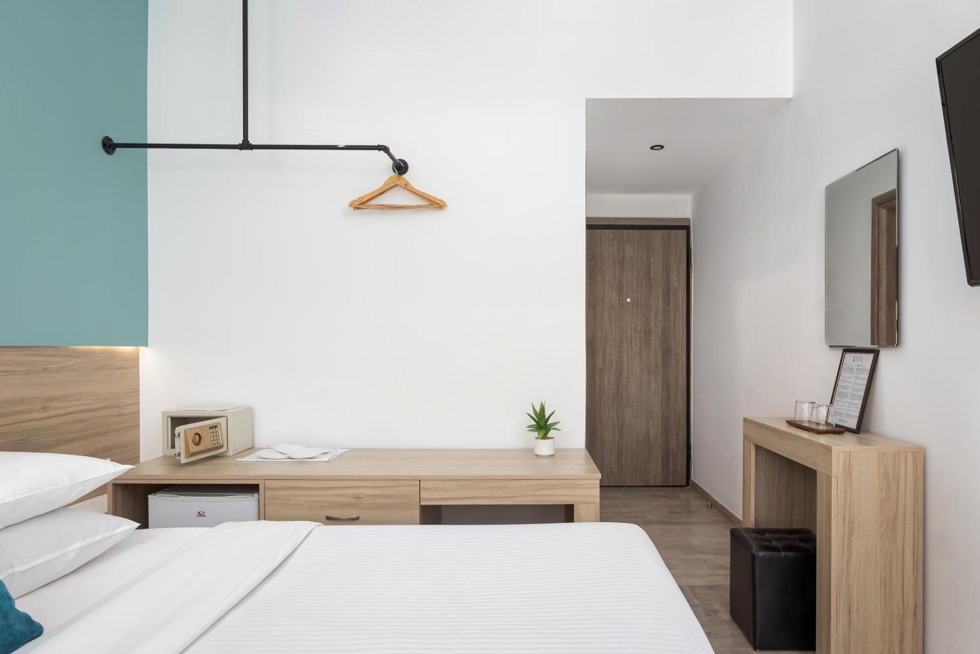 Sette Suites & Rooms - Adults Only Xylokastro Exteriör bild